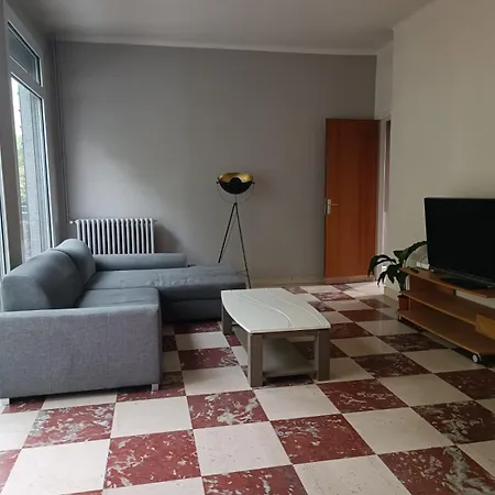 Spacieux Daire Montreuil (Seine-Saint-Denis)